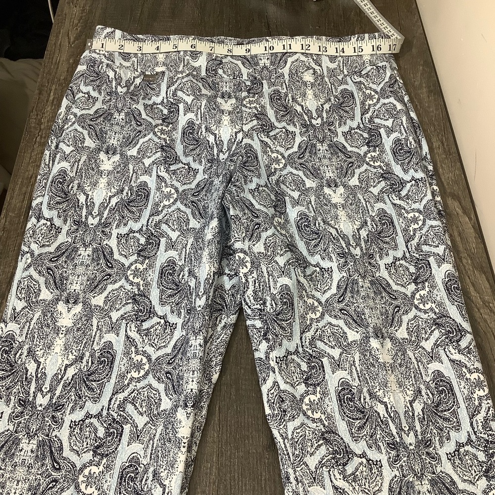 Context Blue And White Patterned Ankle Pants, Siz… - image 6